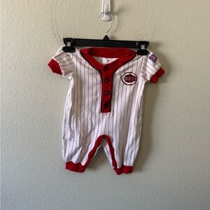 CINCINNATI REDS Kids Onesie Size 3-6 Months Baseball Sports MLB